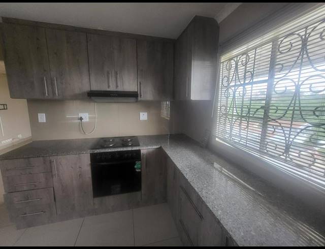 3 BEDROOM PROPERTY TO RENT IN TRENANCE PARK